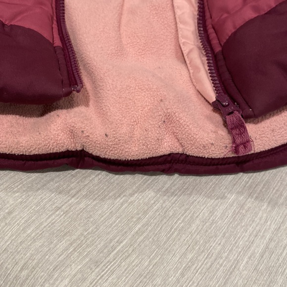 Preowned coat with lots of life left - Picture 3 of 5